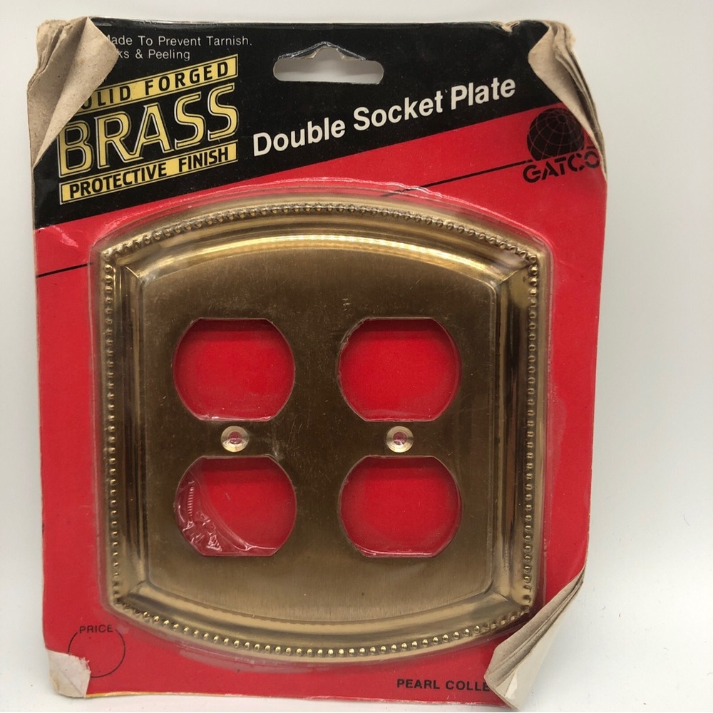 Double socket brass outlet cover